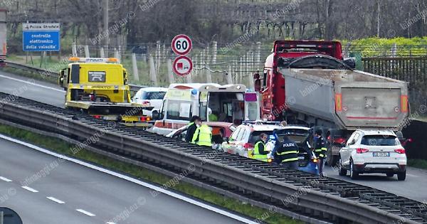 Doppio Incidente Traffico In Tilt Sulla Pontina Foto Di Latina Oggi