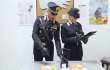 Inseguiti dai carabinieri, gettano mezzo chilo di cocaina dal finestrino dell'auto