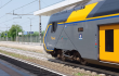 Palpeggia una donna sul treno, 85enne a processo