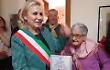 Assunta Palombo compie 100 anni, gli auguri del sindaco Celentano