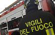 Un capannone distrutto da un incendio nella frazione di Tremensuoli