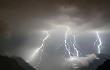 Arrivano i temporali, allerta meteo a partire da questa sera