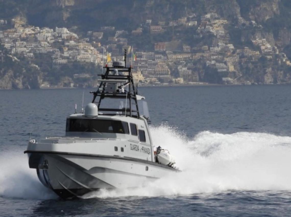 Taxi del  mare abusivi, arrivano le multe