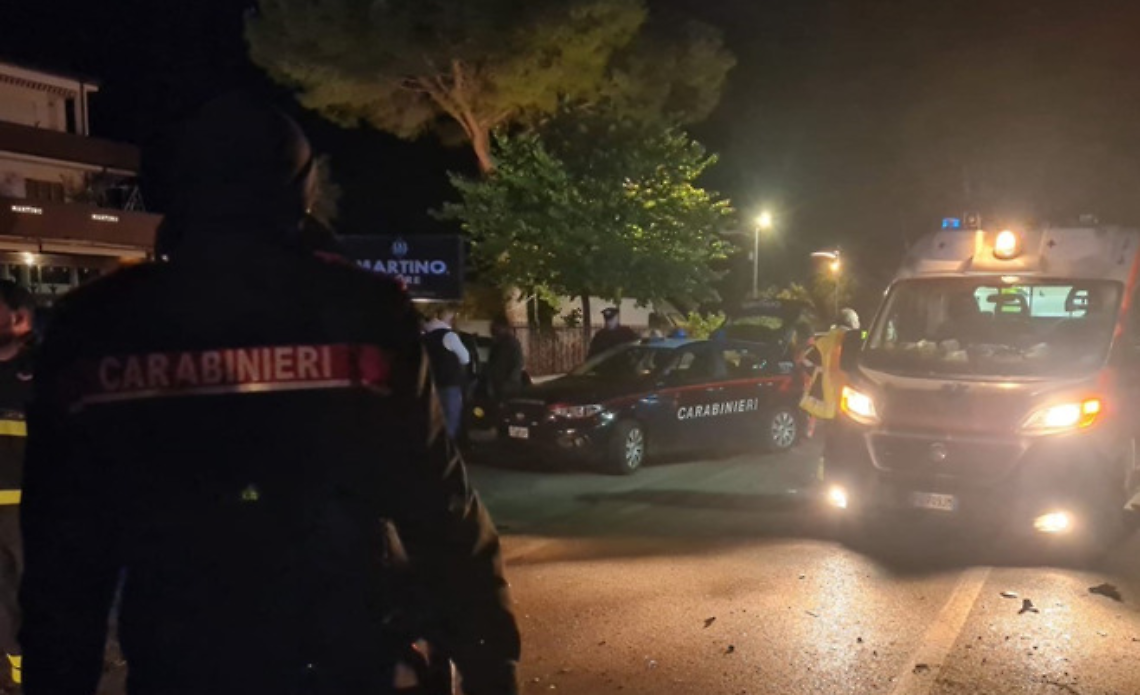 Tragico incidente nella notte sull'Appia, muore un 33enne