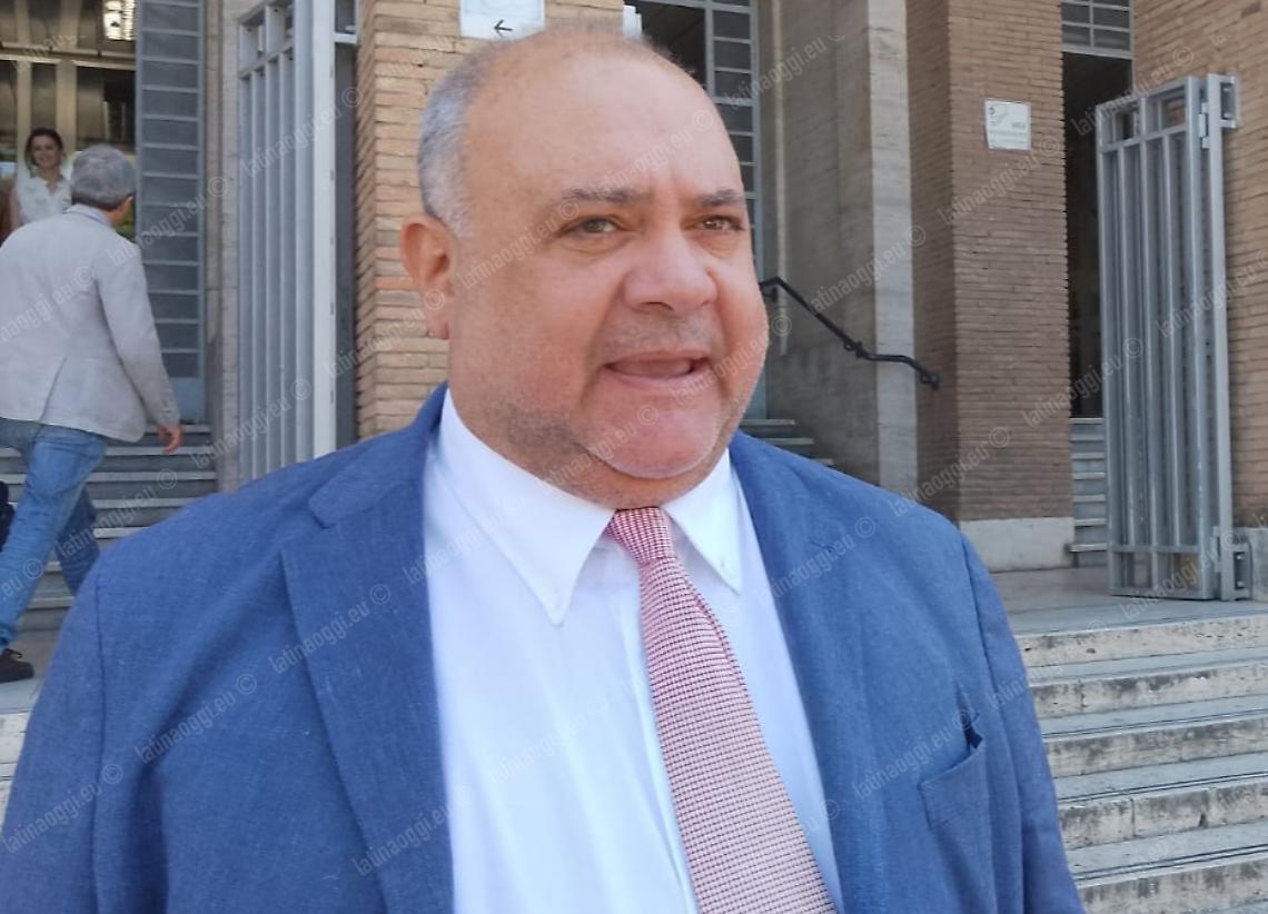 Abusi sessuali, l'ex prof di religione chiede l'abbreviato