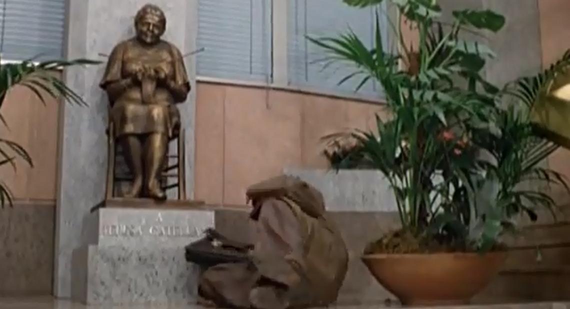 Fantozzi,  torna in Regione Lazio la statua della mamma del mega direttore galattico
