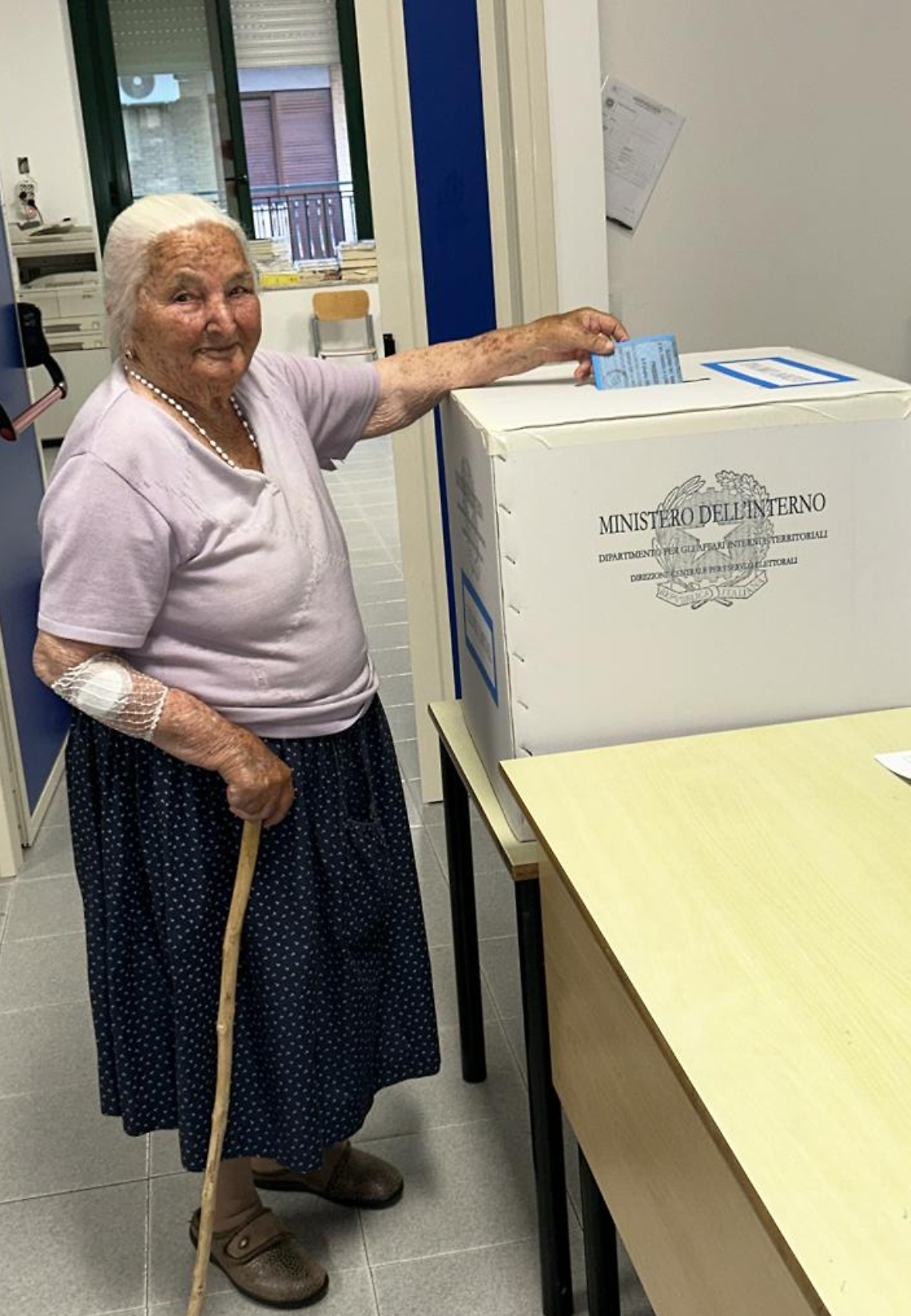 Elezioni, a 102 anni al seggio: l'esempio di Maria contro l'astensionismo