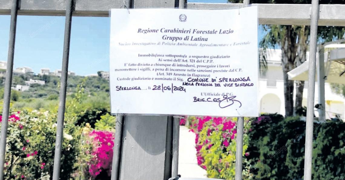 Sigilli all'hote Tiberio, va confiscato