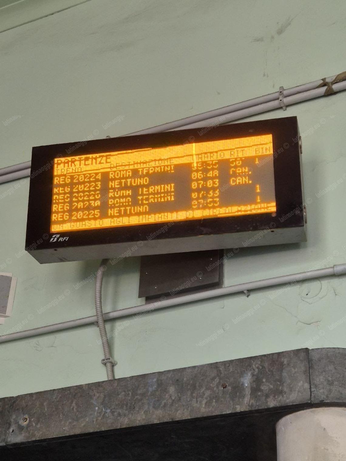 Guasto alla linea, treni soppressi e disagi ad Anzio e Nettuno