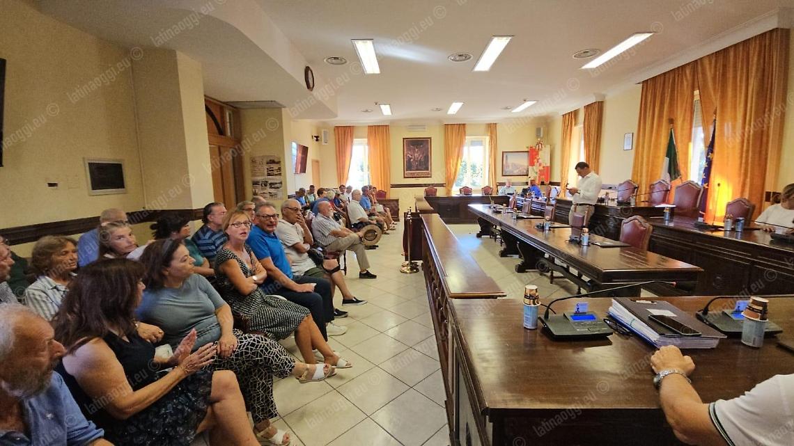 Progetti di finanza e concessioni balneari, sì in Aula dopo un acceso dibattito
