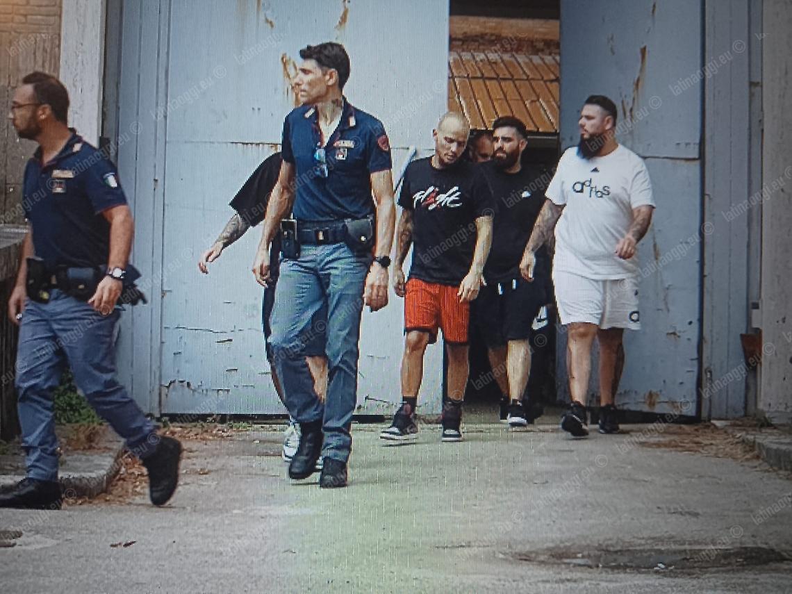 Patteggiano i ladri della supercar 