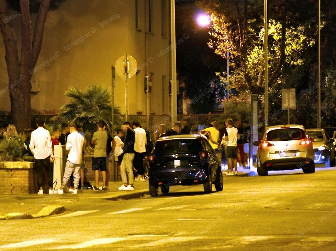 Stretta sugli autori del pestaggio al giovane che ha difeso le amiche