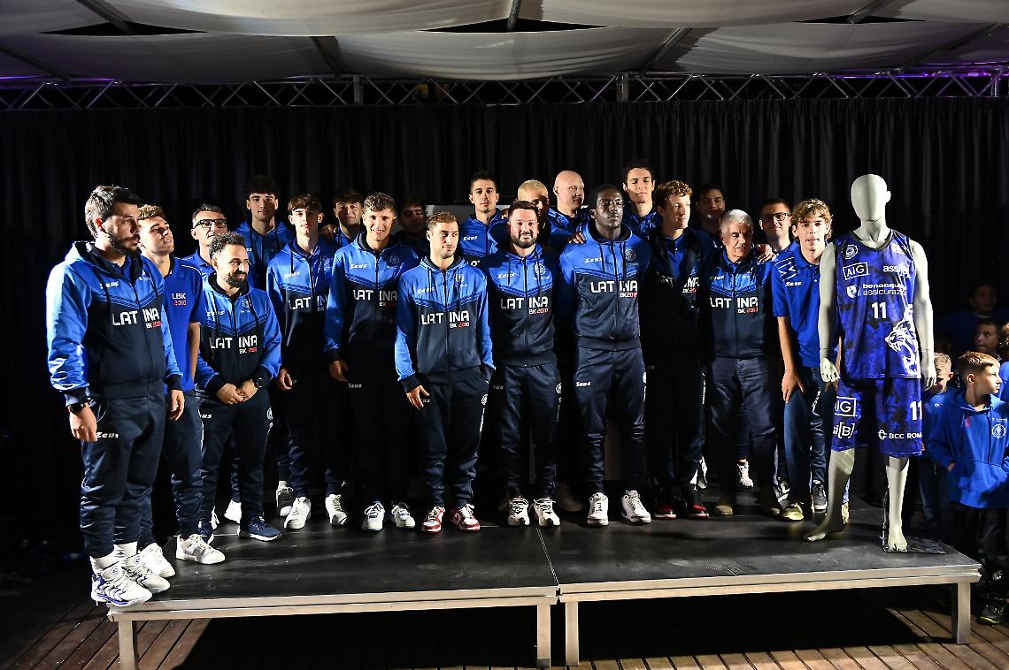 Presentazione in grande stile della Benacquista Assicurazioni Latina Basket