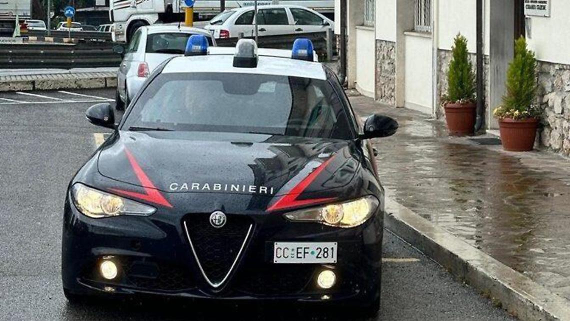 Viola gli obblighi di sorveglianza speciale, denunciato