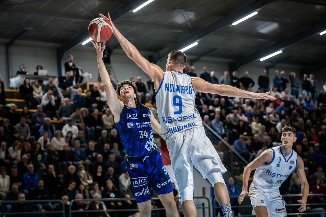 La Benacquista Latina crolla sul parquet di Fabriano