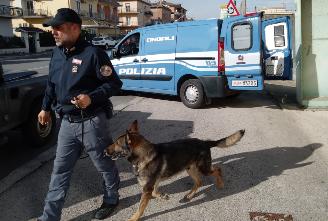 Alto impatto e controlli mirati: la Polizia arresta cinque persone e ne denuncia altre undici