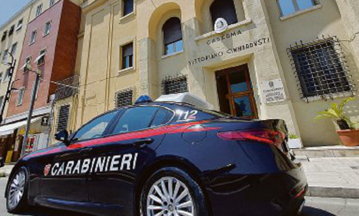 Raggirano un’anziana e si fanno consegnare 755 euro, coppia denunciata per truffa