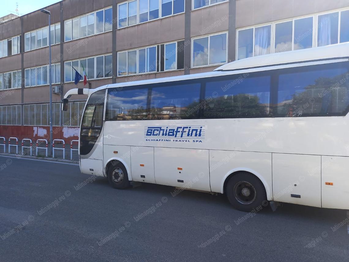 Il Tar dà ragione al Comune di Aprilia, i bus scolastici restano alla Schiaffini Travel