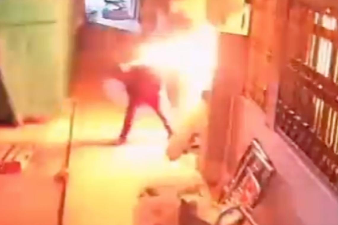 Incendio a Pianeta Outlet, c'è un arresto: fermato un quarantasettenne