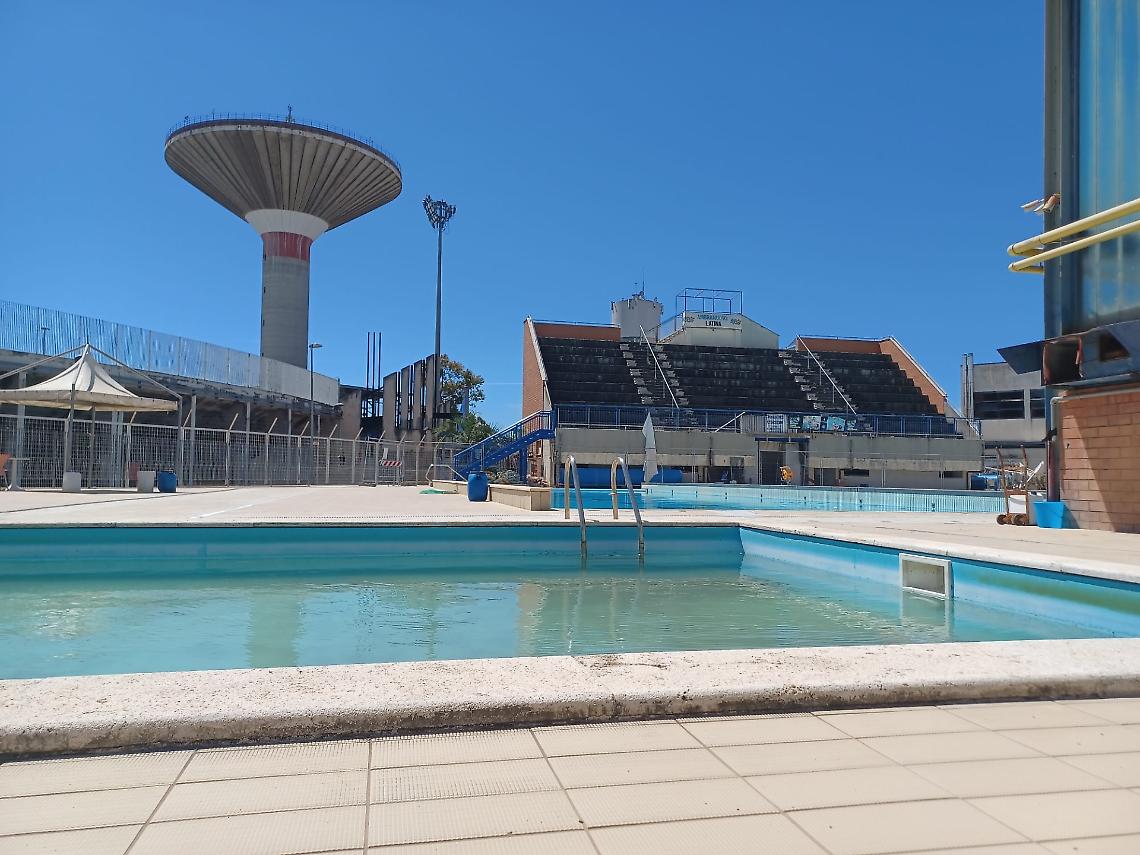 Piscina e polemiche, le opposizioni: bene pubblico al servizio di tutti