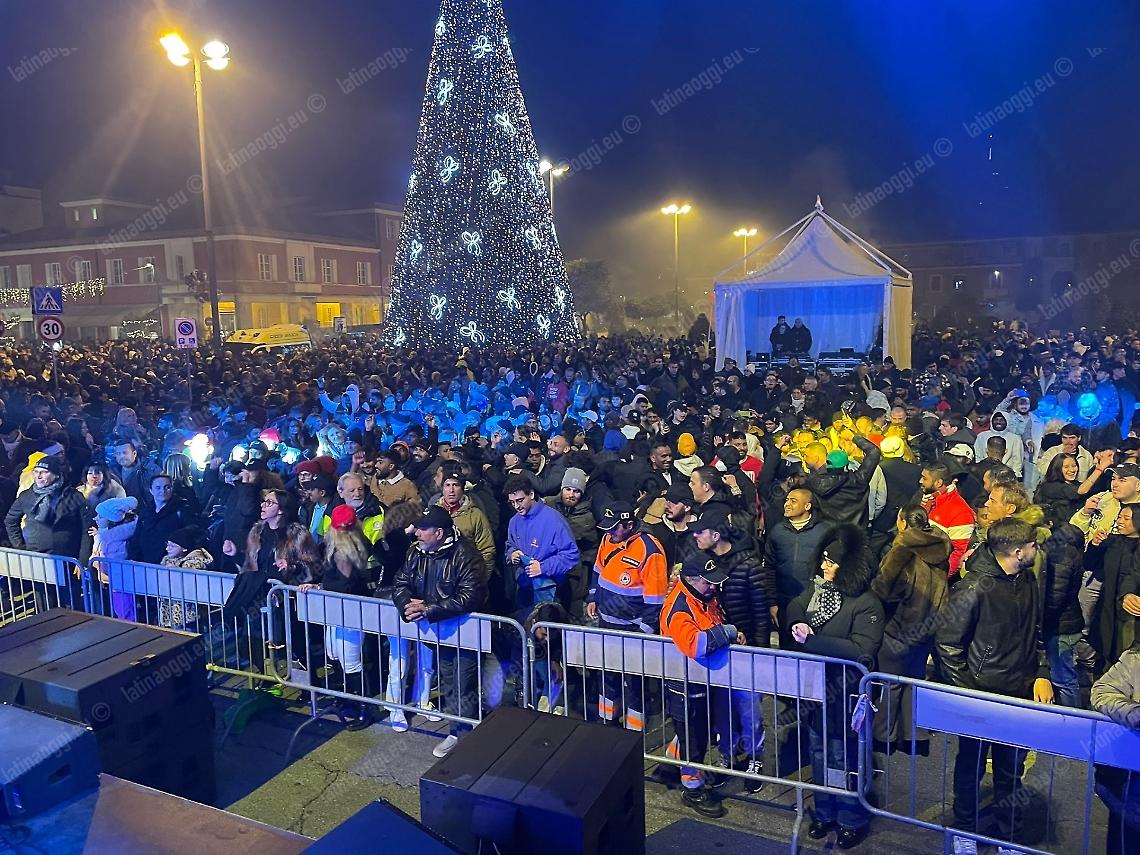 Esagitato durante i festeggiamenti, straniero bloccato dai carabinieri