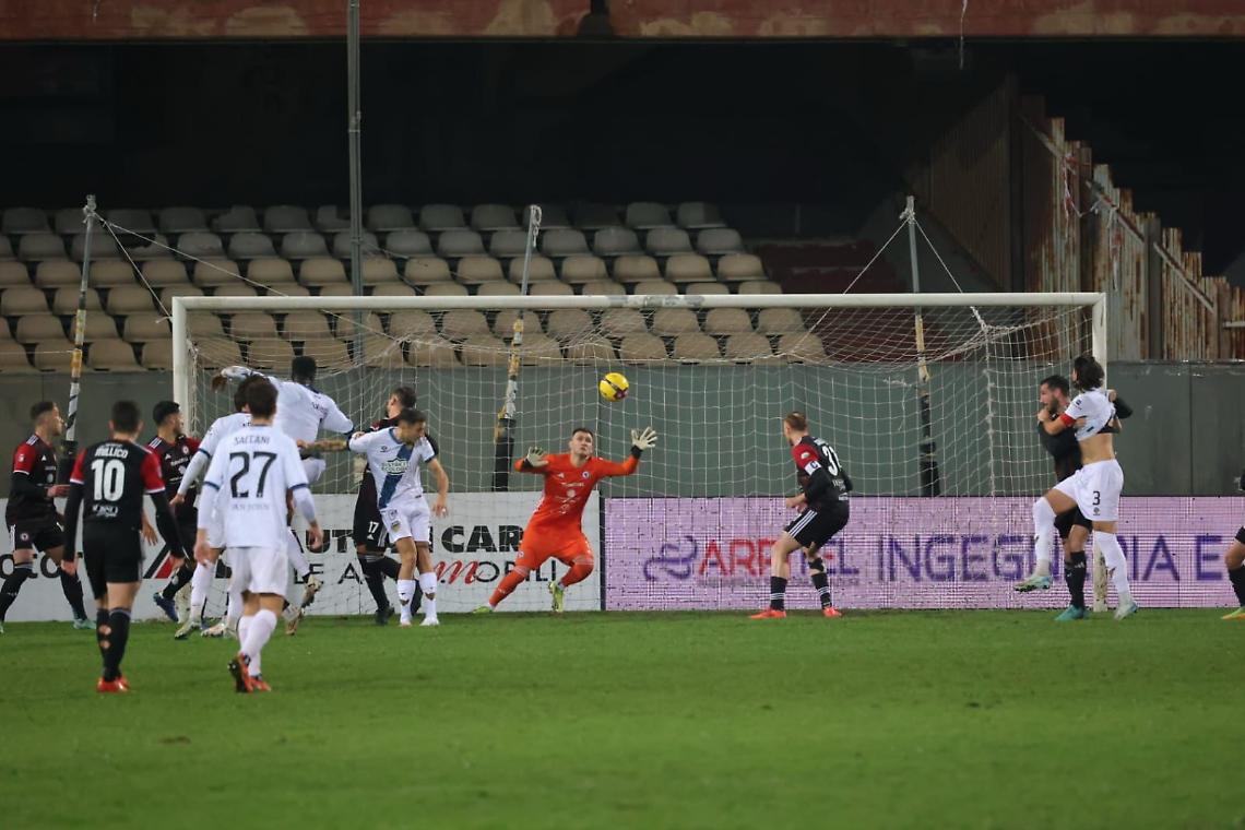 Foggia - Latina 0-0  [DIRETTA]