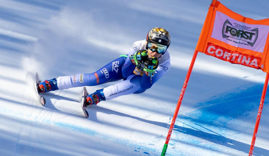 Federica Brignone domina il Super-G di Cortina e allunga in classifica generale