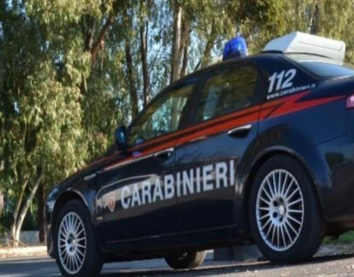 Maltrattamenti in famiglia ed estorsione, arrestato un 31enne