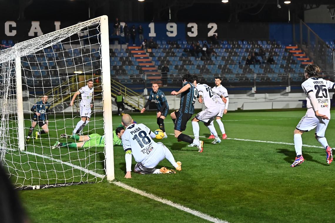 Un gol di Mastroianni consente al Latina di battere la Cavese