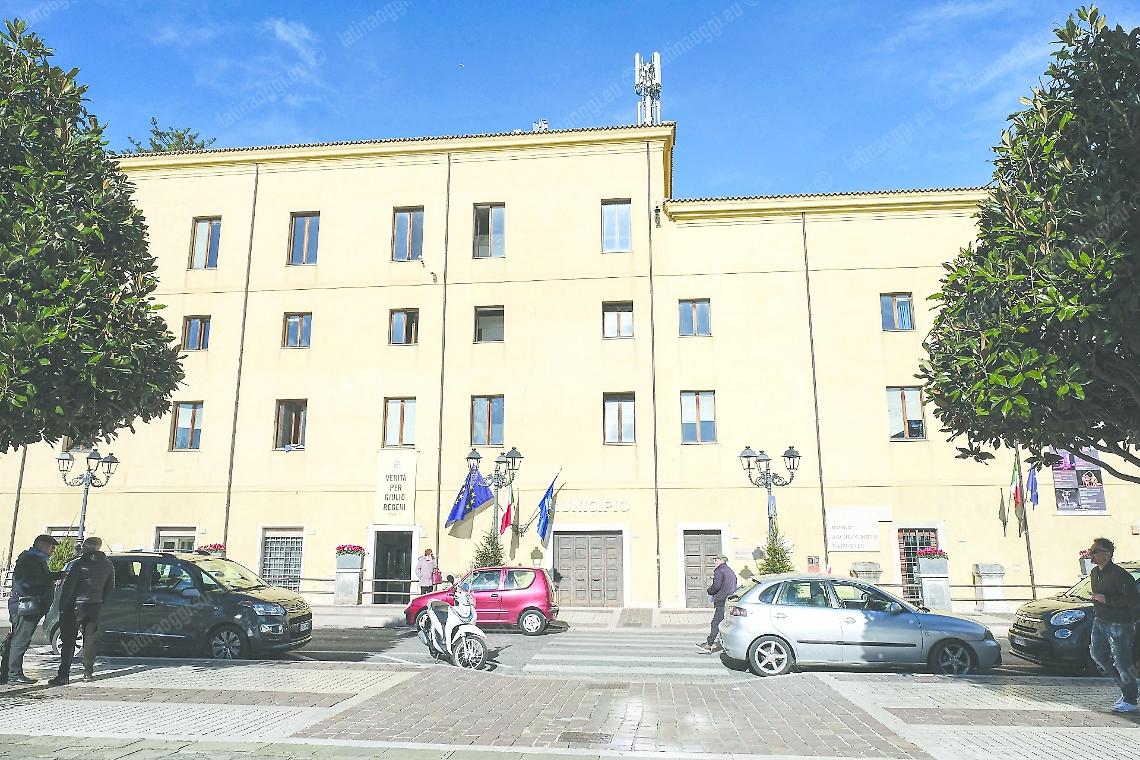 Formia, l'opposizione ricevuta in Prefettura. I consiglieri: non c'è agibilità democratica