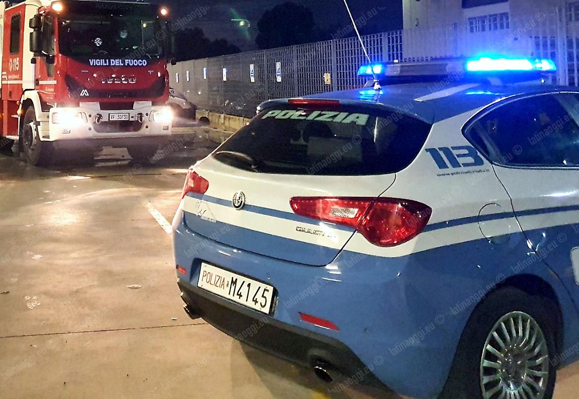 Scorta di cocaina nascosta nell'androne, il ritrovamento durante le operazioni di soccorso