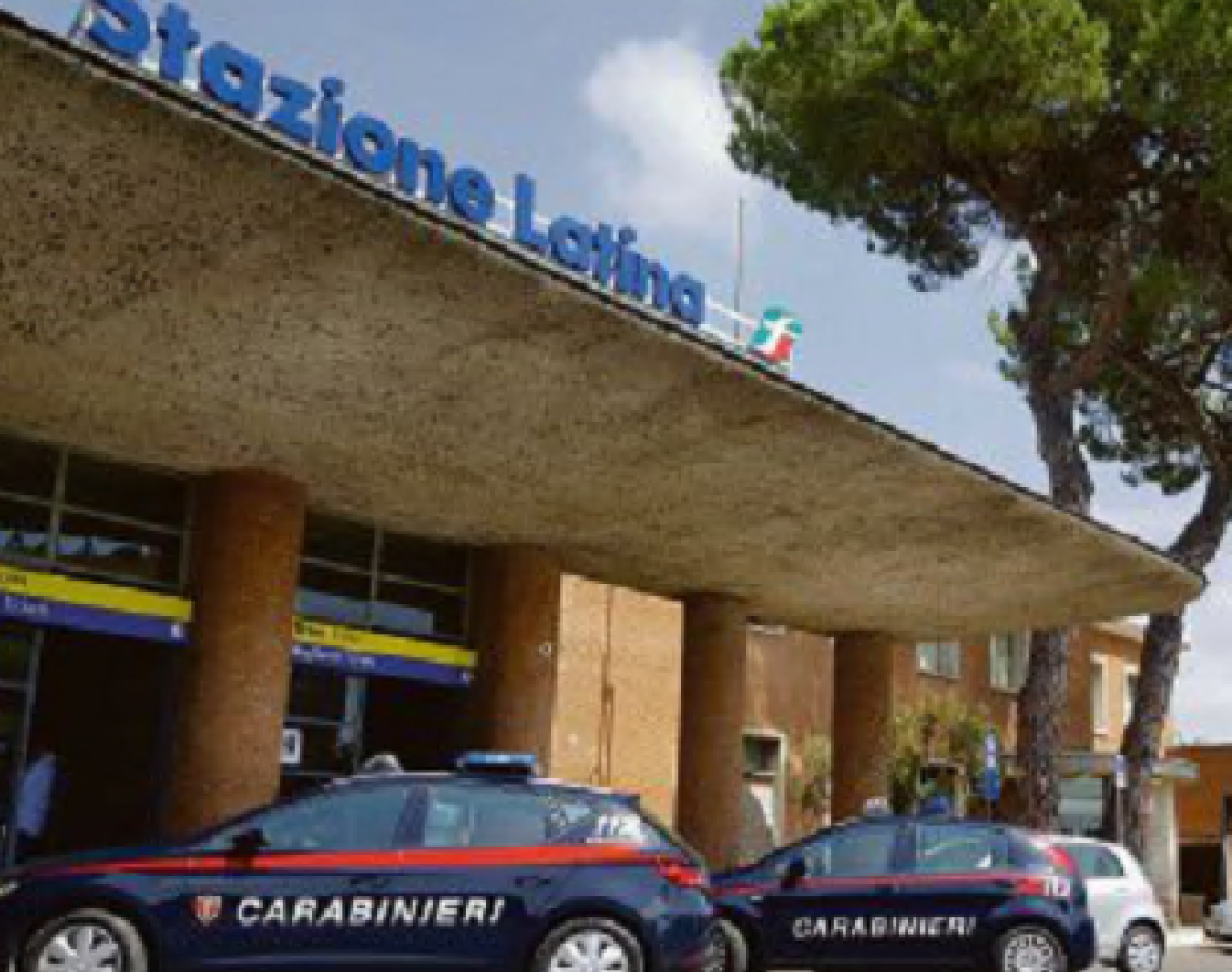 I carabinieri lo salvano dal suicidio, in ospedale aggredisce due infermieri