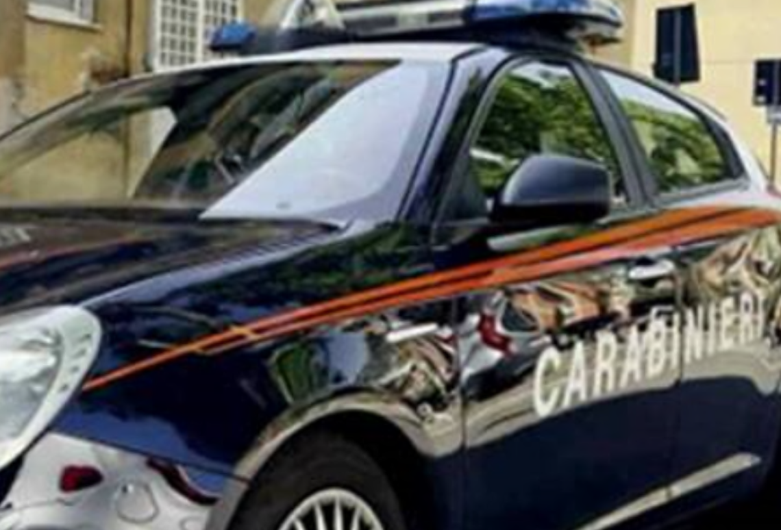 In casa aveva oltre cinquanta cartucce non dichiarate, denunciato un 35enne