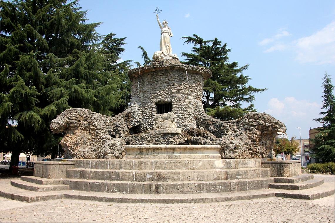 Al via il restauro conservativo della Fontana Biondi
