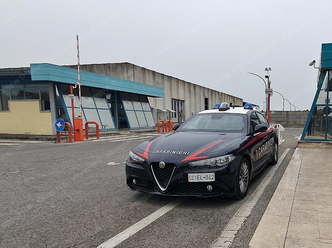 Incidente sul lavoro, operatore di Abc si ferisce durante il turno