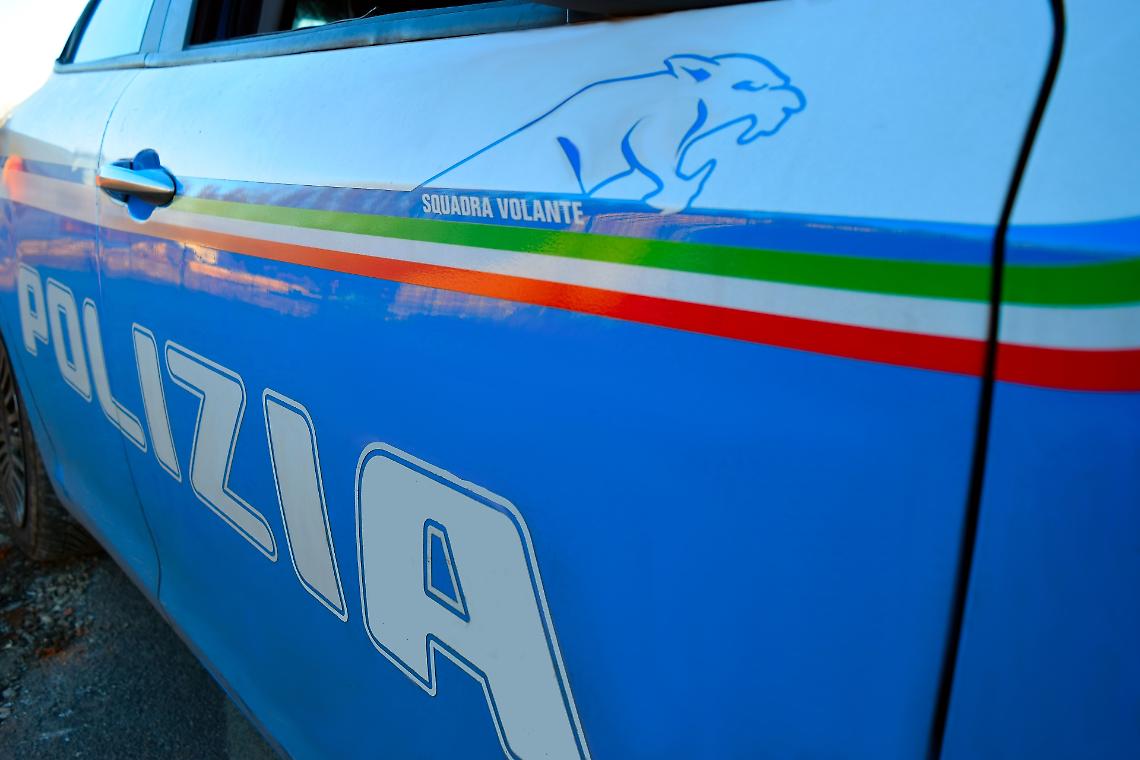 Tentata rapina in un centro di accoglienza: tre arresti della Polizia di Stato