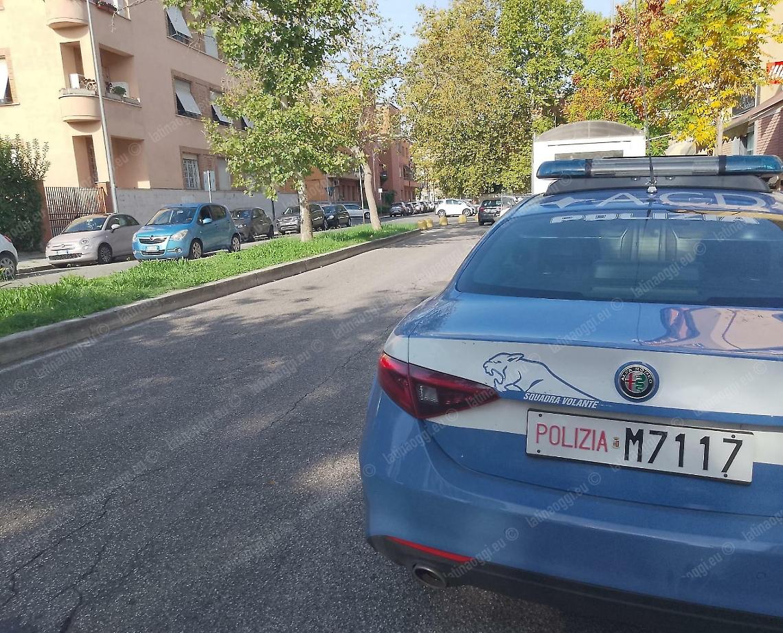Rapina al market: 32enne resta in carcere, fuga con vino e parmigiano