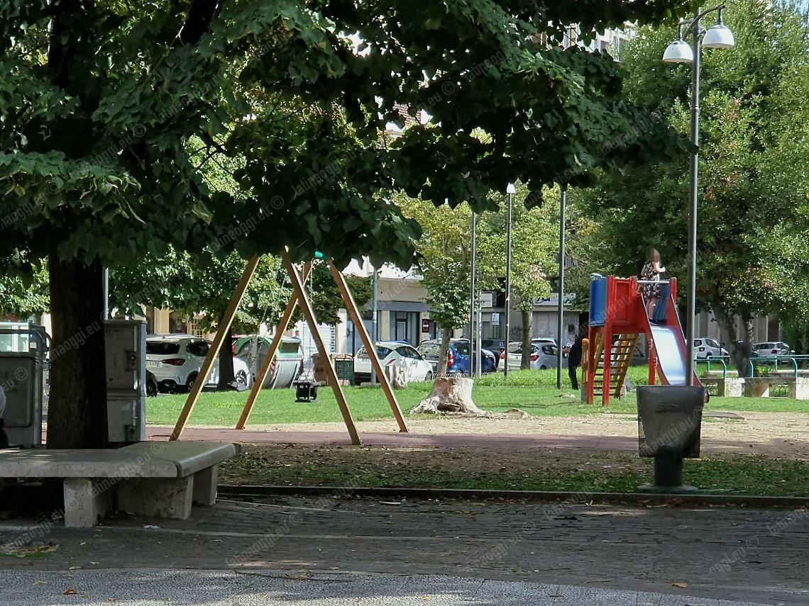 Bimba rischia di soffocare: soccorsa da un passante