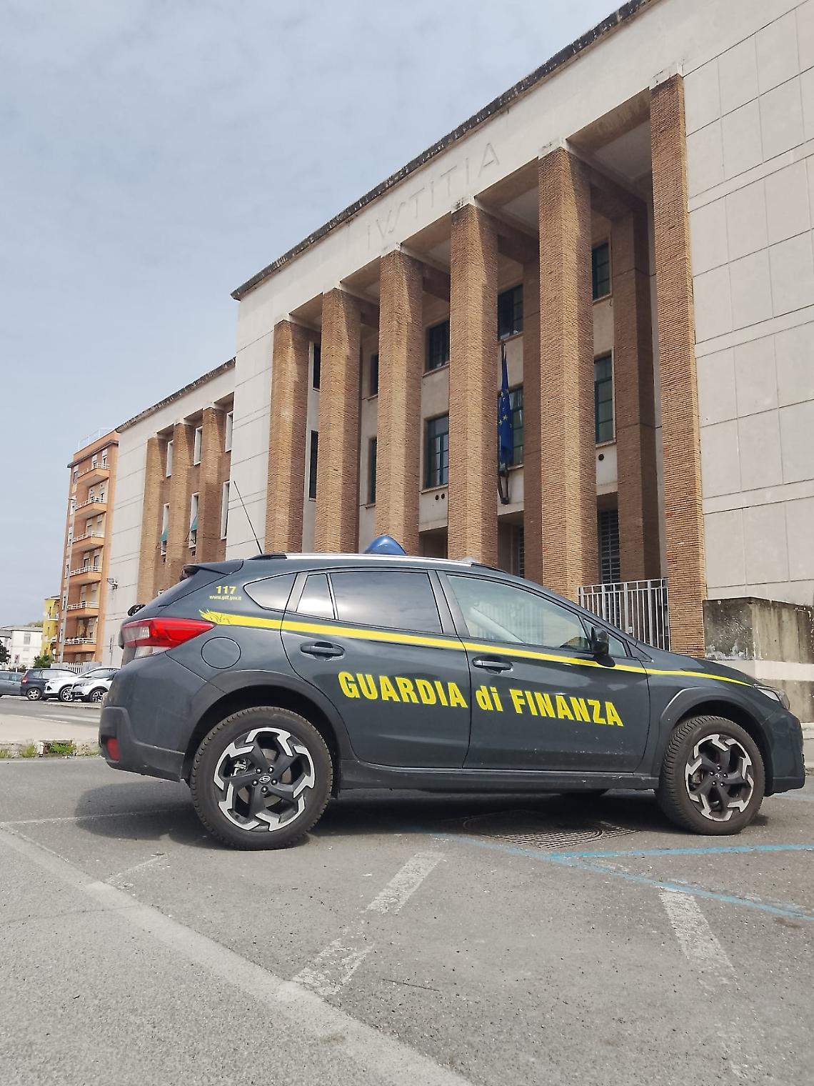 La coca nascosta nel marsupio