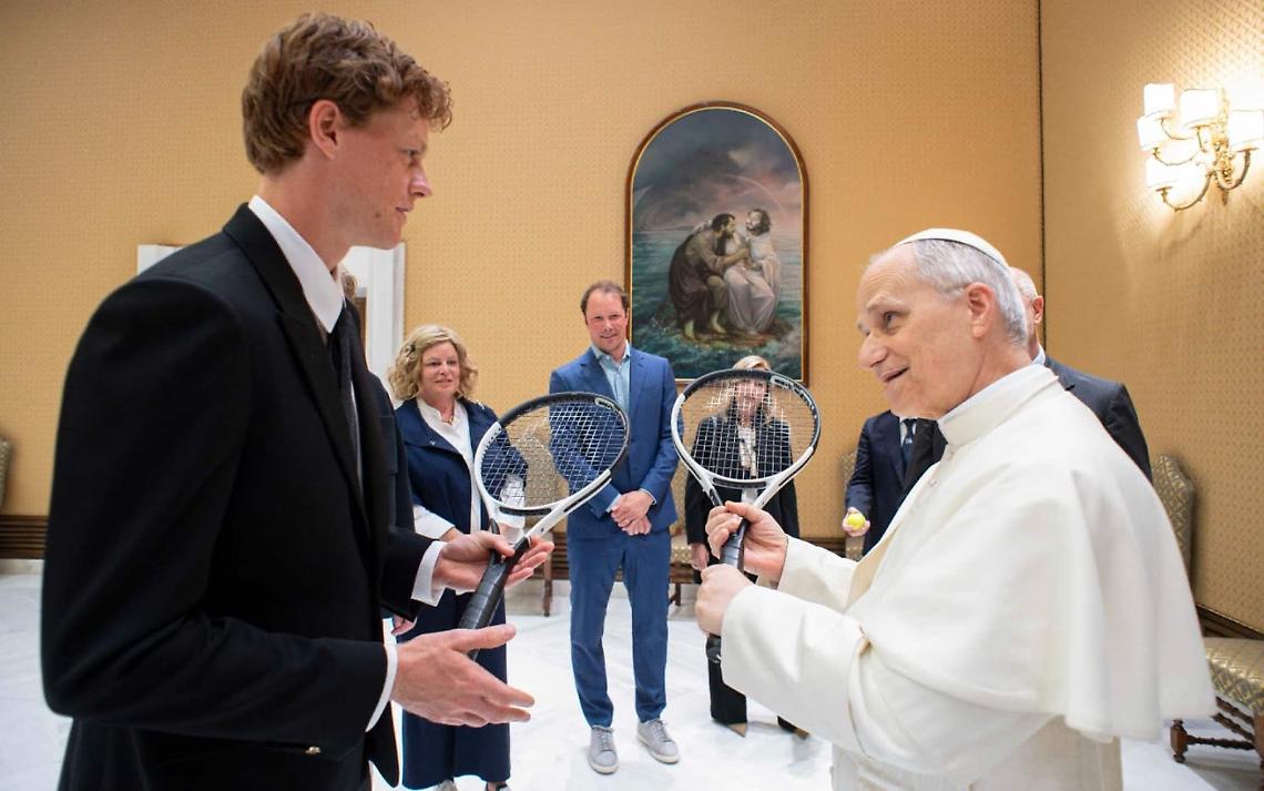 Incontro scoppiettante tra Papa Prevost e Jannick Sinner in Vaticano
