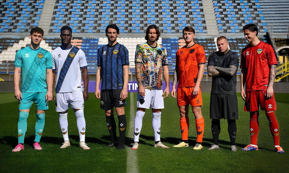La divisa del Latina Calcio è un omaggio alla città