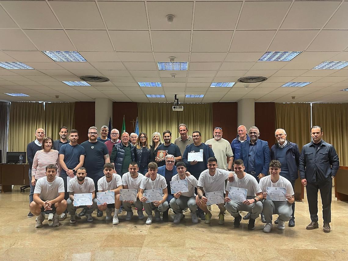 Il Cisterna campione in Prima Categoria premiato in Comune