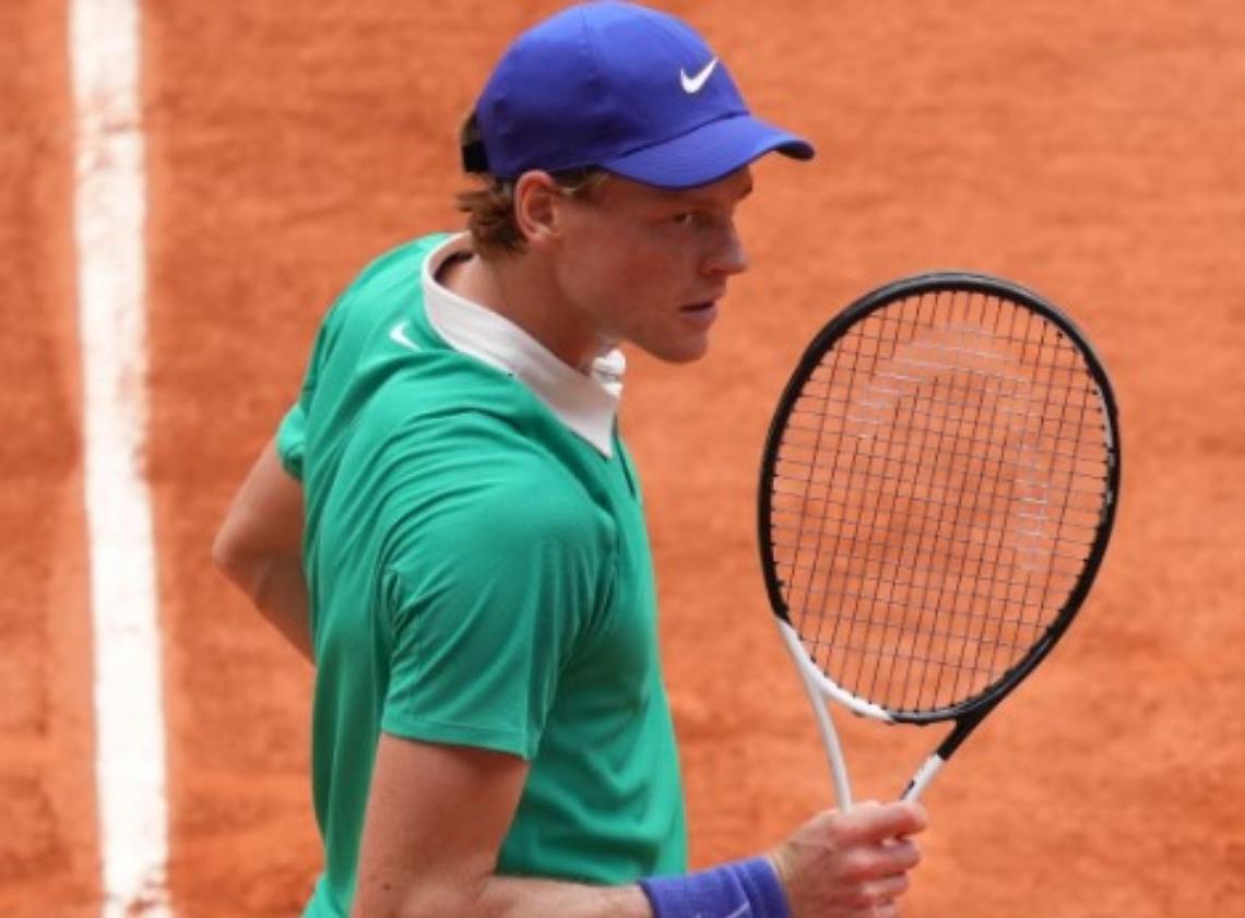 Sinner lascia le "briciole" a Gasquet e approda al terzo turno