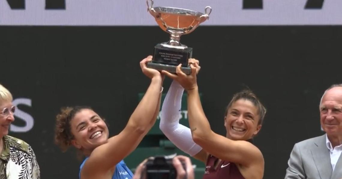 L'Italia vola in finale grazie al doppio di Paolini ed Errani 