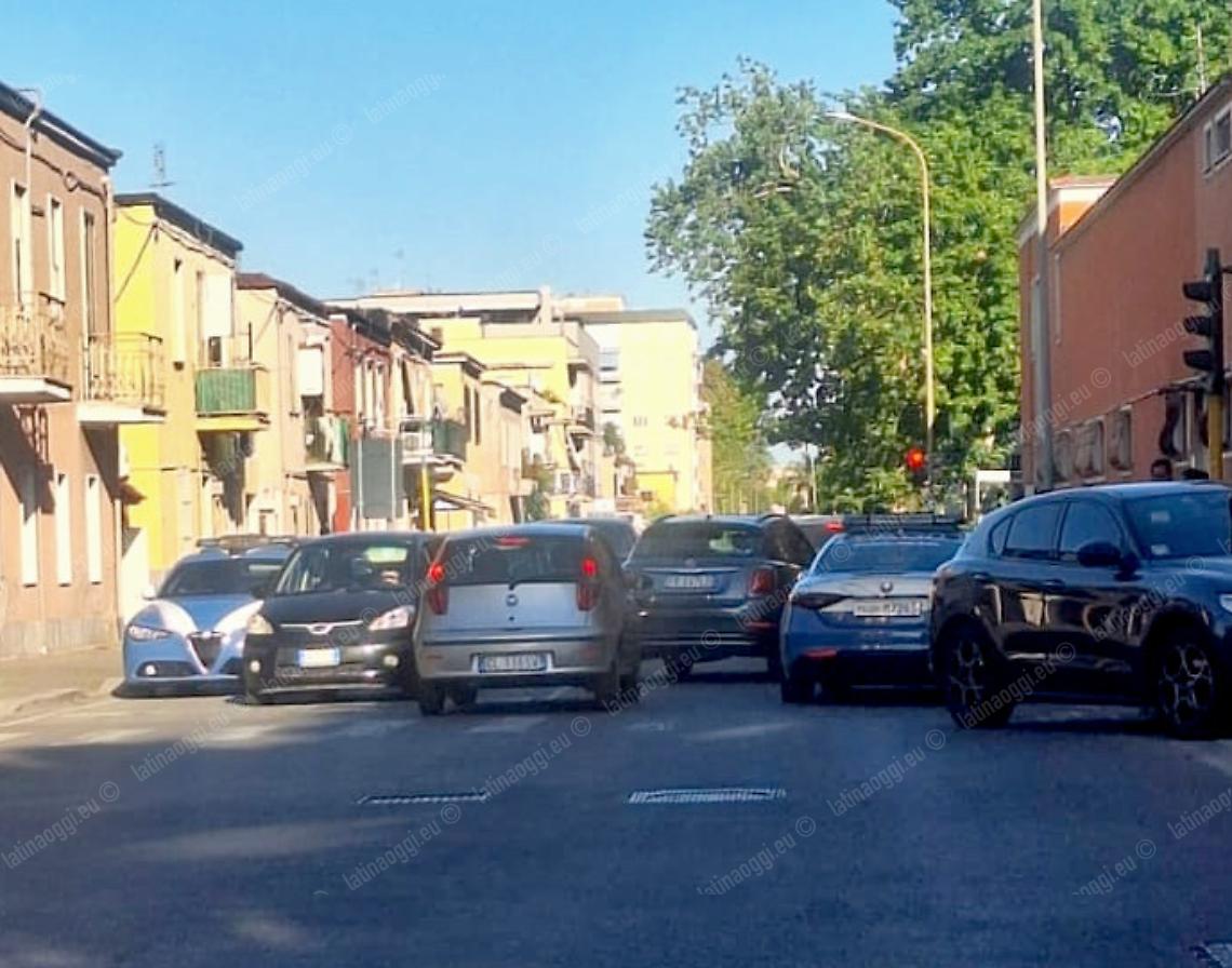 Baby vandali in azione: tensione nel condominio