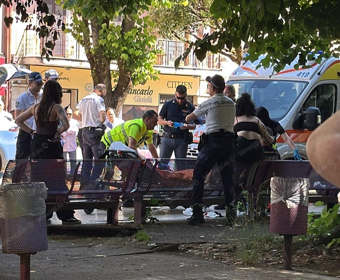 Accoltellato in piazza, non ce l'ha fatta Massimiliano Abruzzese