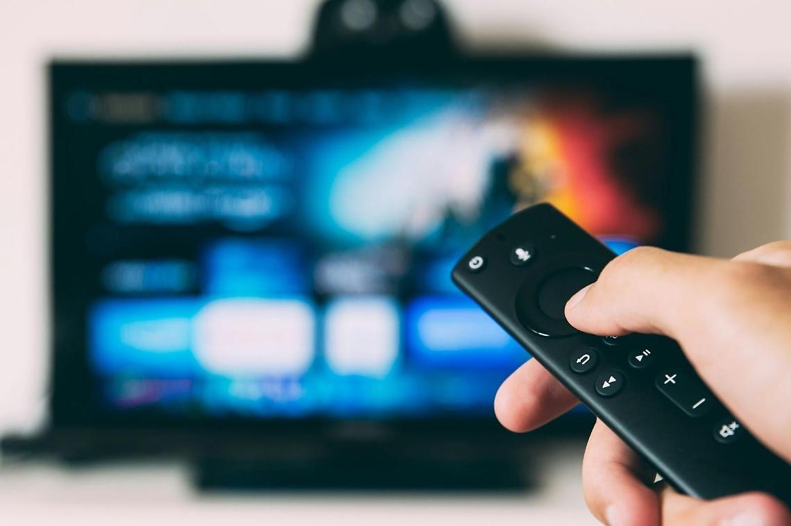 Latina diventa digitale: perché la gente del posto sta sostituendo le uscite serali con l'intrattenimento online