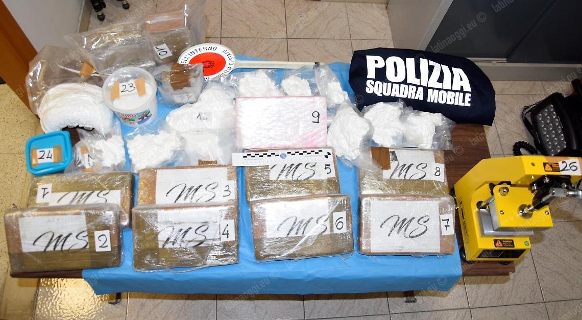 Dodici chili tra cocaina e hascisc, patteggia 5 anni