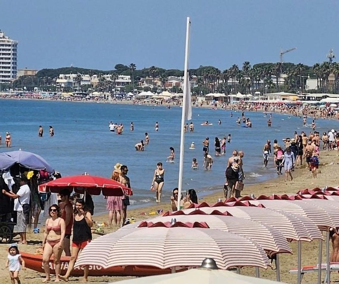 Mare e sicurezza, la mozione per attuare azioni concrete su tutto il litorale