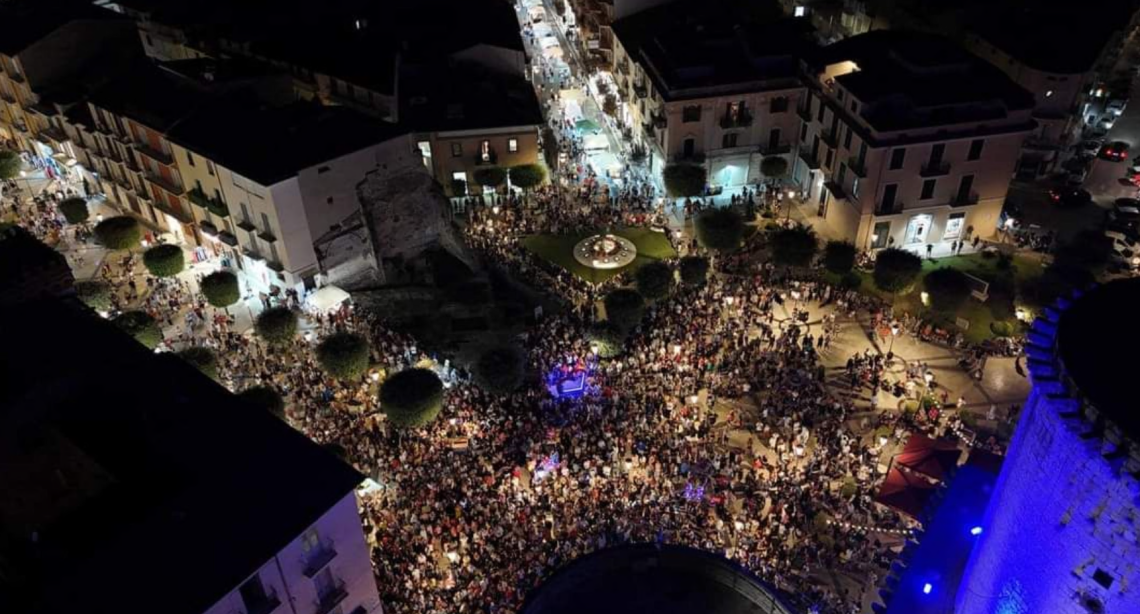 “Lo Sbaracco”, in città cresce l’attesa per l’evento